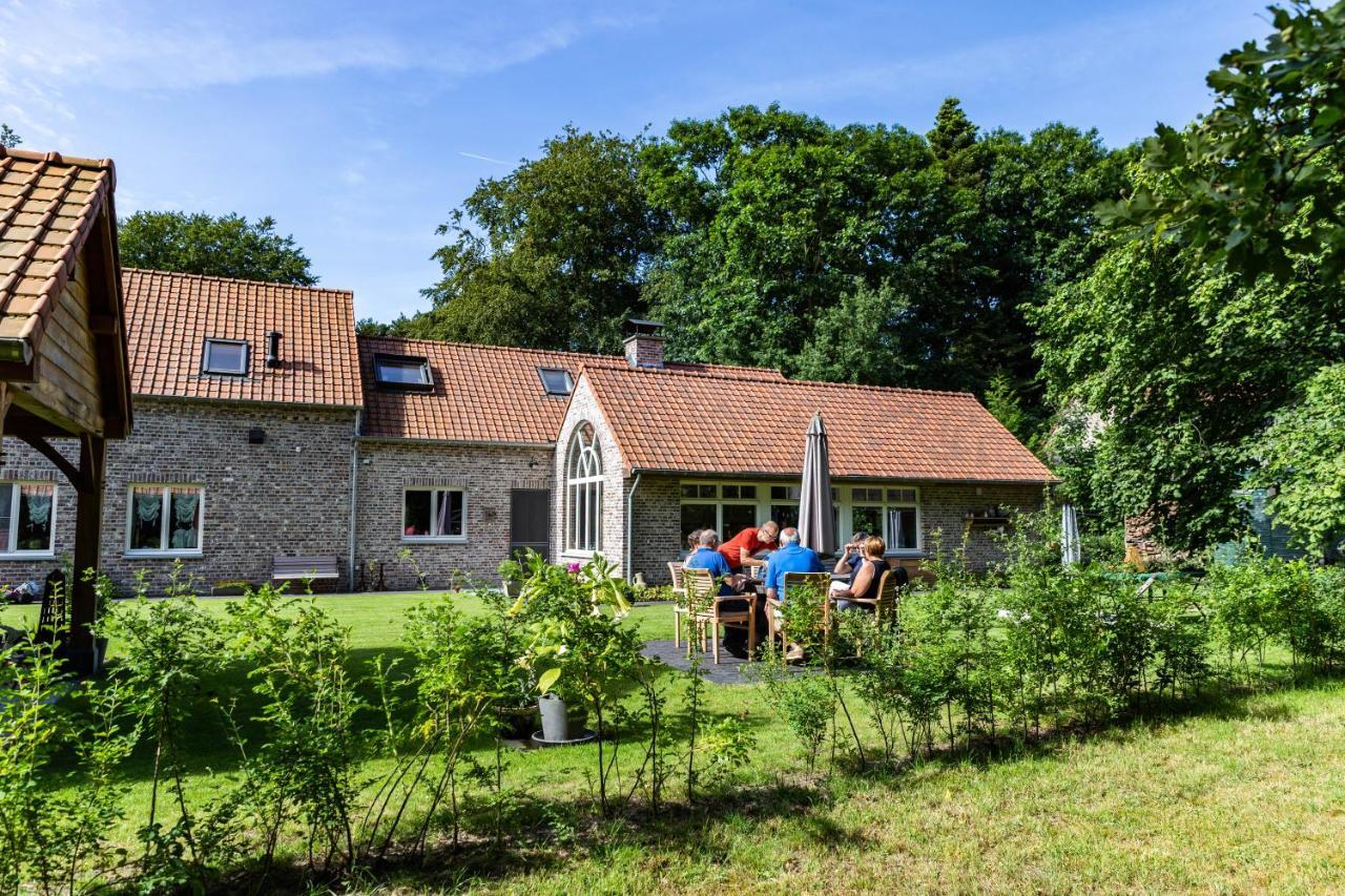 B&B 'T Heirweggoed Assenede Exterior photo
